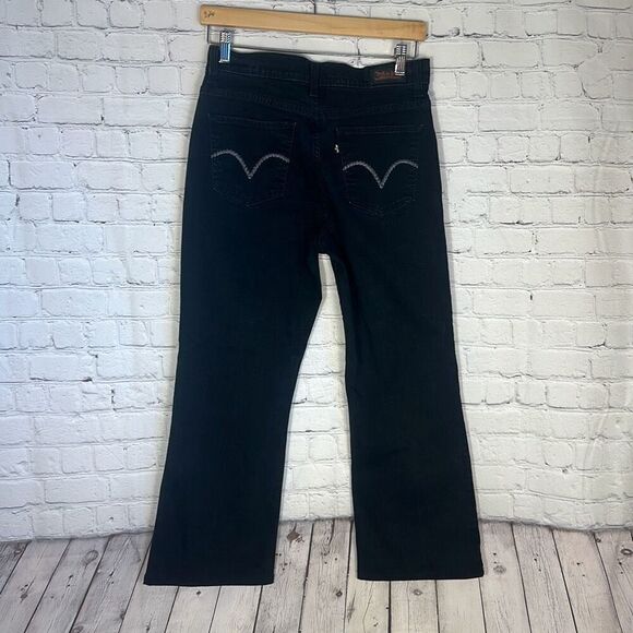 Levi’s Women’s Jeans Perfectly Slimming Bootcut 512 Black Jeans size 8 - Picture 7 of 10